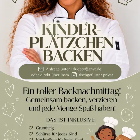 Ein Flyer für einen Kinder-Backnachmittag mit einer lächelnden Frau in Kochkleidung. Es werden Informationen über das gemeinsame Backen und Verzieren von Plätzchen angeboten.