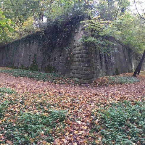 Fort mit Ravelins (© Rolf Gebert)