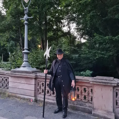 Kostümführung Nachtwächter mit Hörnerklang mit Gästführer Wolfgang Kappes