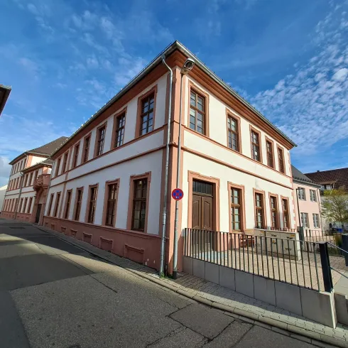 Leininger Oberhof-Stadtbücherei