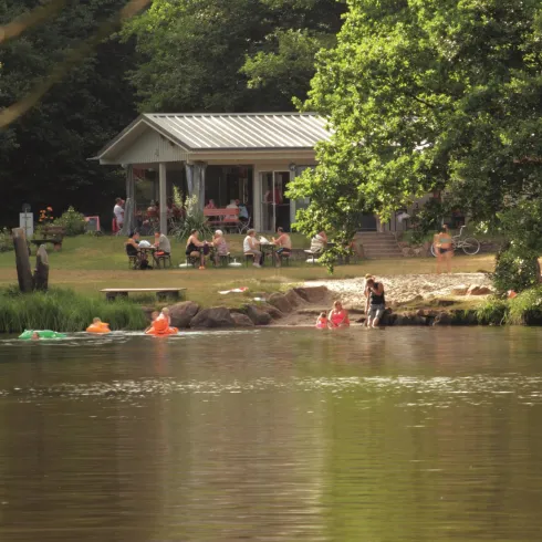 Kiosk am Seehof (© Tourist Information Dahner Felsenland)