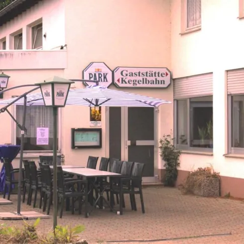 Gaststätte zum Sportheim (© Touristikbüro Holzland/Sickinger Höhe)