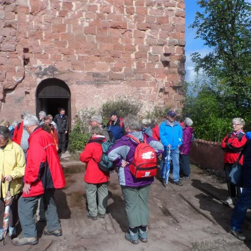 Wanderwoche Erfweiler Dahner Felsenland _ 2 (© Walter Schwarz)
