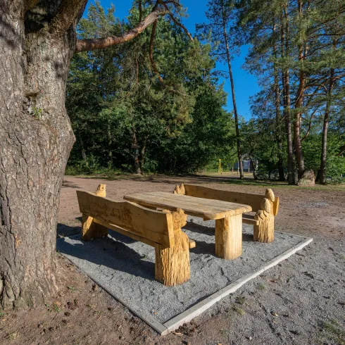 Sitzgruppe Wanderparkplatz Sauweiher