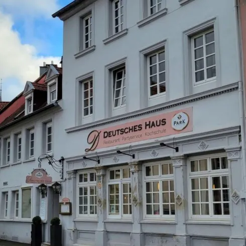 Deutsches Haus Aussenansicht