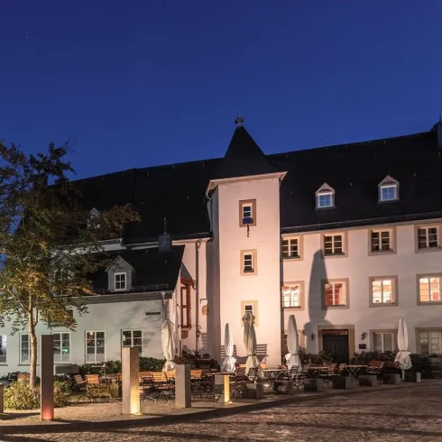 Meisenheimer_Hof_Abendstimmung_Boos_Kopie