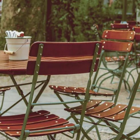 beer-garden-3771924_1280