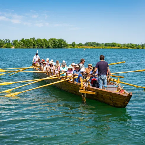 Römerschiff mit Rudergruppe