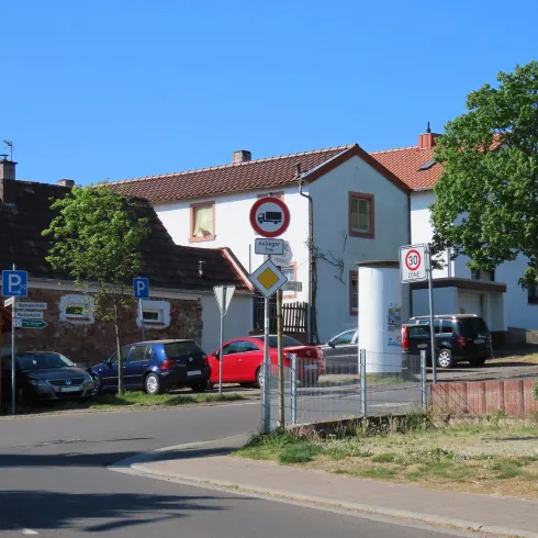Parkplatz Neumayerstraße Bild 1 (© Urlaubsregion Freinsheim)