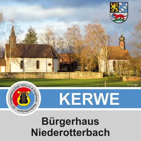 Ein Bürgertreff in Niederotterbach mit einer schönen Kirche im Hintergrund. Die Szene zeigt eine ruhige, ländliche Umgebung.