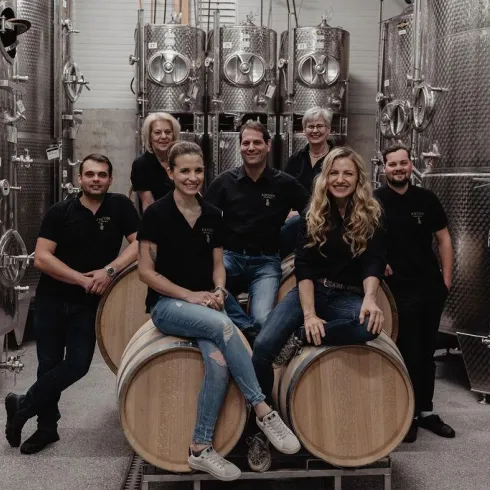 Team Weingut Anton