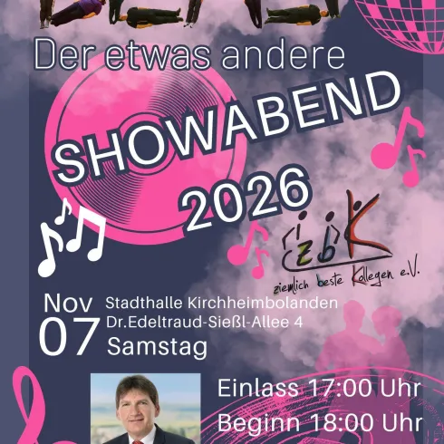 Ein Plakat für eine Showveranstaltung mit dem Titel "DEAS - Der etwas andere SHOWABEND 2026". Die Veranstaltung findet am 7. November in der Stadthalle Kirchheimbolanden statt, mit Angaben zu Beginn und Eintritt.