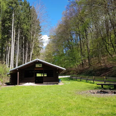 Grillplatz mit Schutzhütte am Kaltenbrunnen