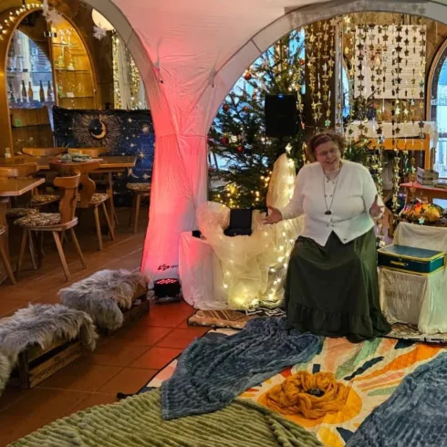 Familienstube_Geschichtenerzählerin