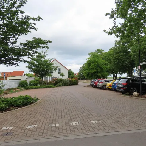 Parkplatz Friedhof Bild 1 (© Urlaubsregion Freinsheim)
