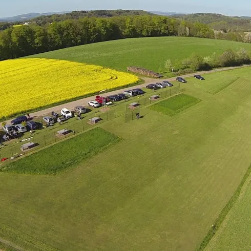 Modellflugplatz Erbach Bild