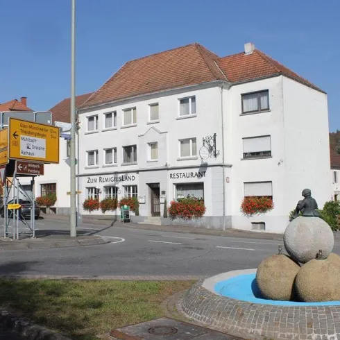 "Zum Remigiusland" Außenansicht (© Tourismusbüro Pfälzer Bergland)