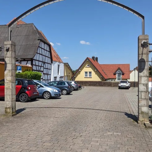 Parkplatz am Marktplatz in Billigheim