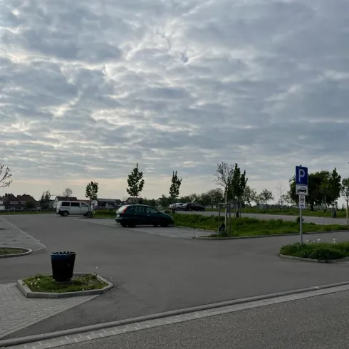Parkplatz am Fritz Claus Weg