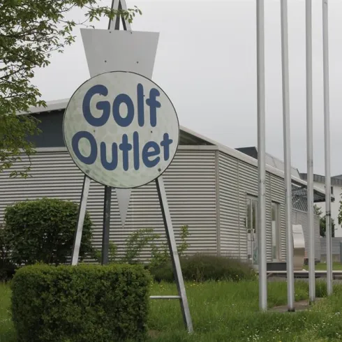 Golf Outlet Höheinöd (© Touristikbüro Holzland/Sickinger Höhe)