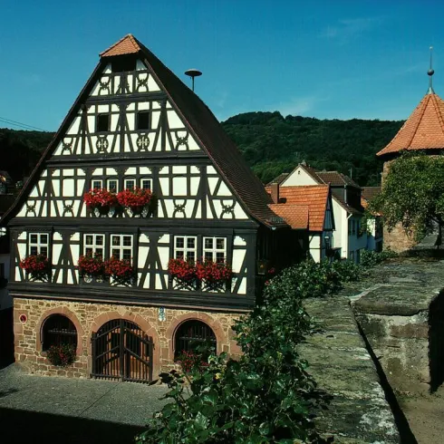 Rathaus Dörrenbach 2 (© Archiv TI Bad Bergzabern)