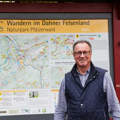 Infotafel Wanderparkplatz Dahner Felsenpfad