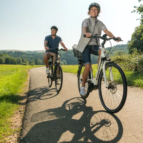 E-Bikes & klassische Räder vor Ort leihen und laden