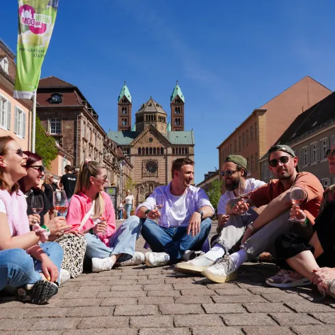 Gute Stimmung bei Wein am Dom