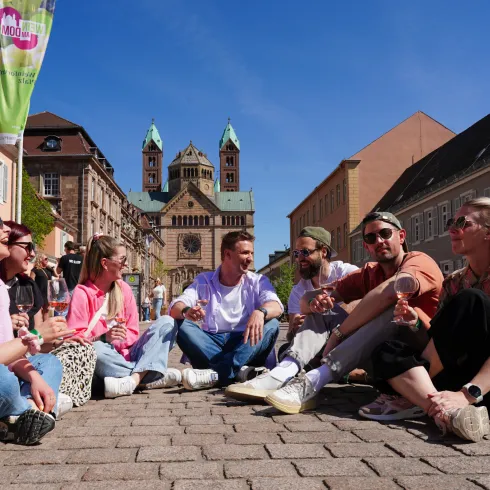 Gute Stimmung bei Wein am Dom