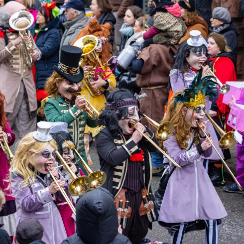 verkleidete Musikanten 